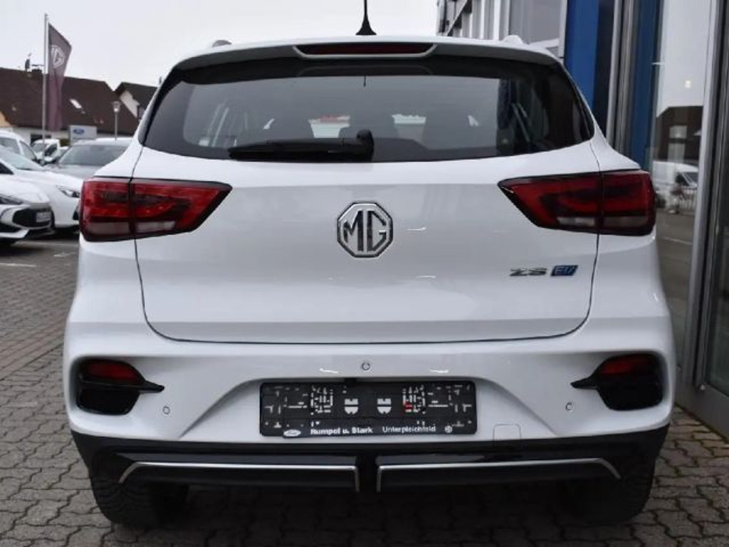 MG ZS