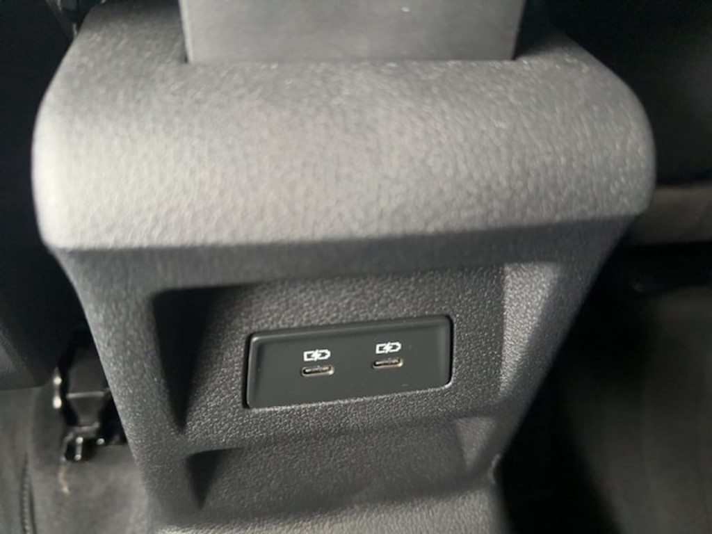Audi SQ2