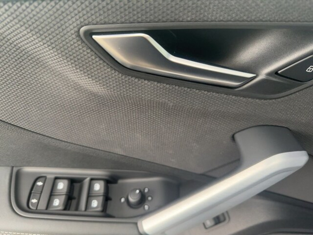 Audi SQ2