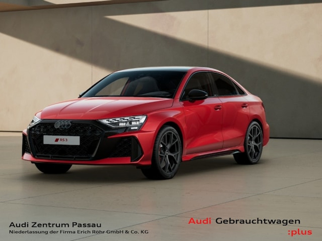 Audi RS3 Sedan Quattro S-Tronic