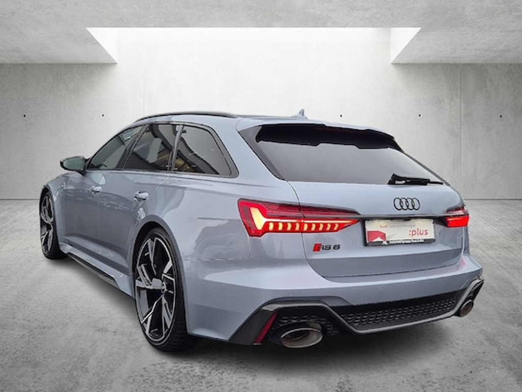 Audi RS6