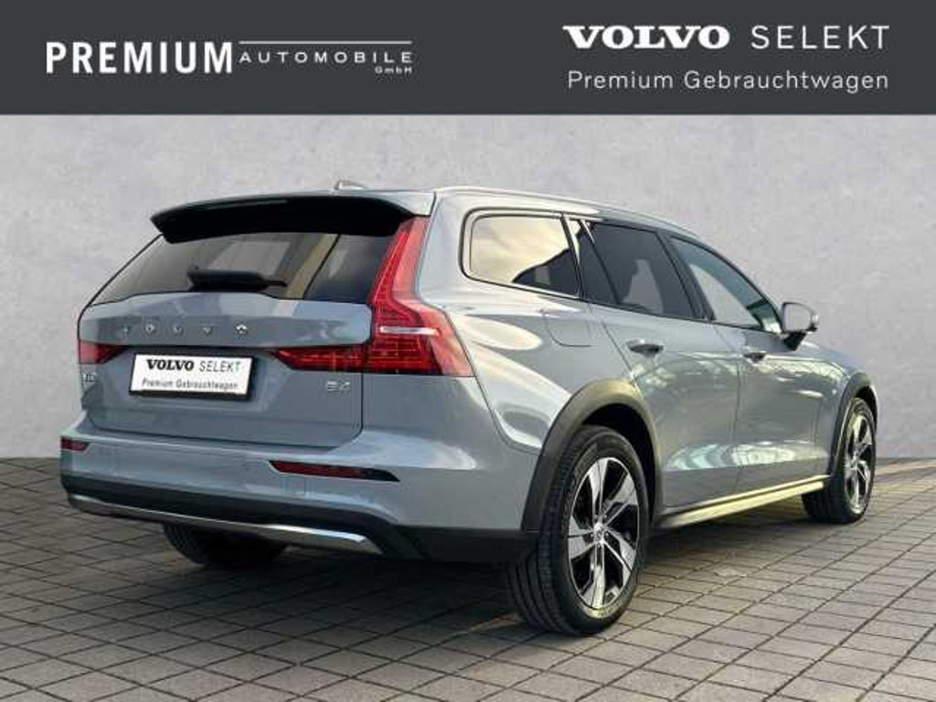 Volvo V60 Cross Country