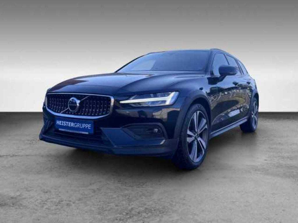 Volvo V60 Cross Country AWD Plus