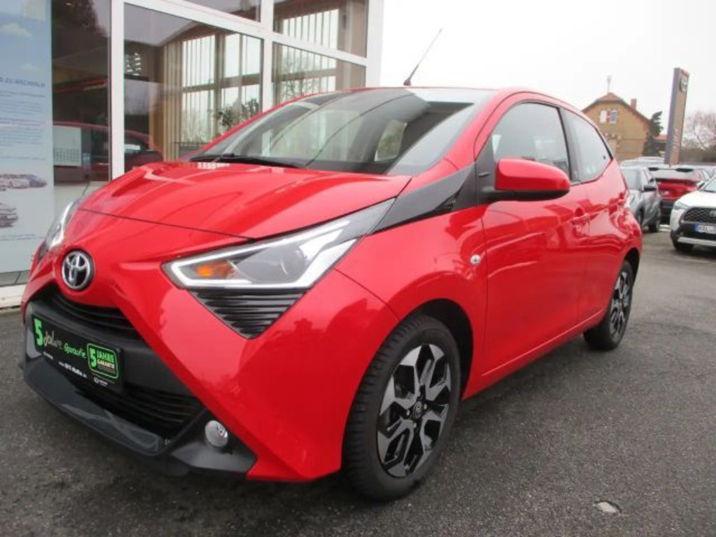 Toyota Aygo Team D Hatchback 1.0 VVT-i X-play Play