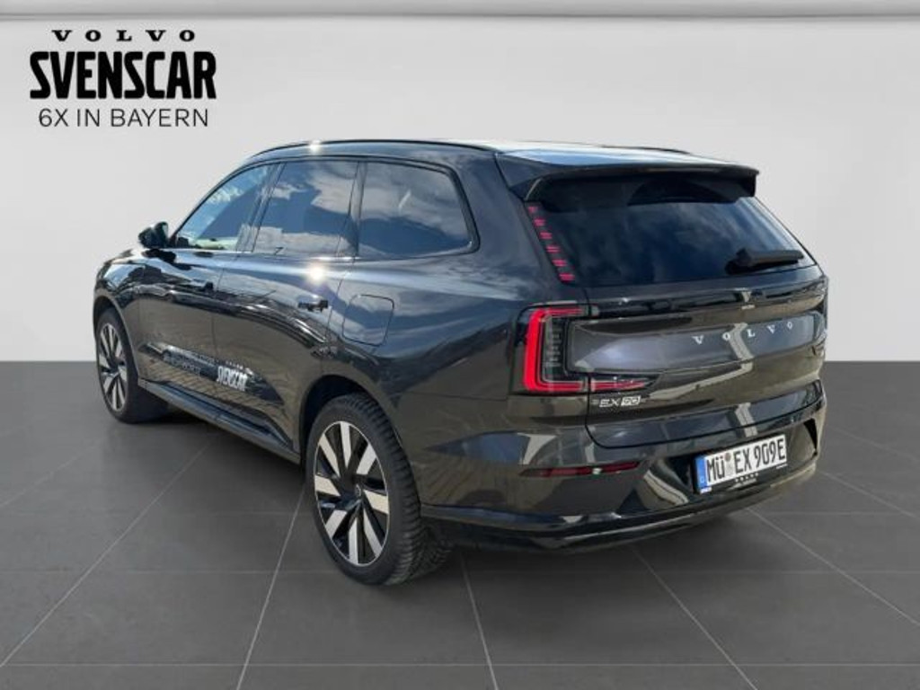 Volvo EX90