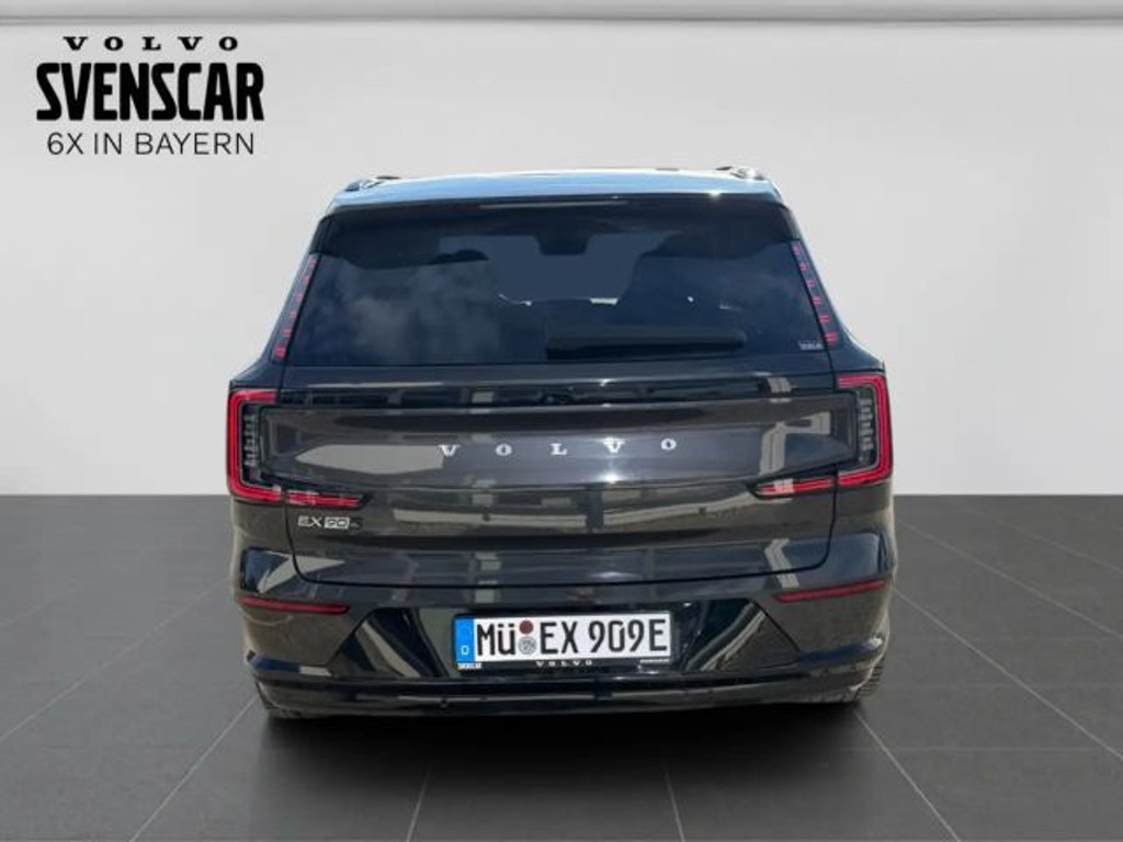 Volvo EX90