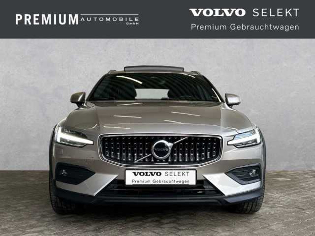 Volvo V60 Cross Country