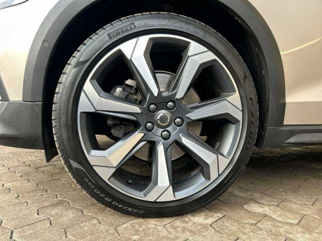 Volvo V60 Cross Country