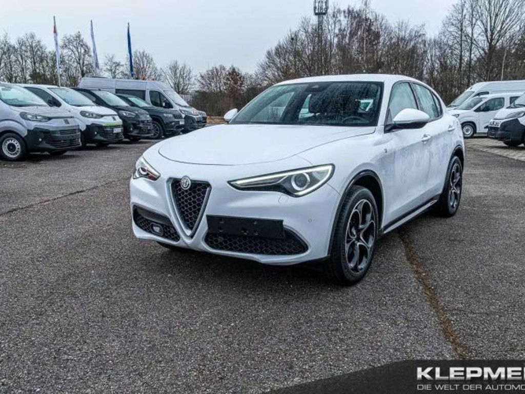 Alfa Romeo Stelvio TI Turbo AT8