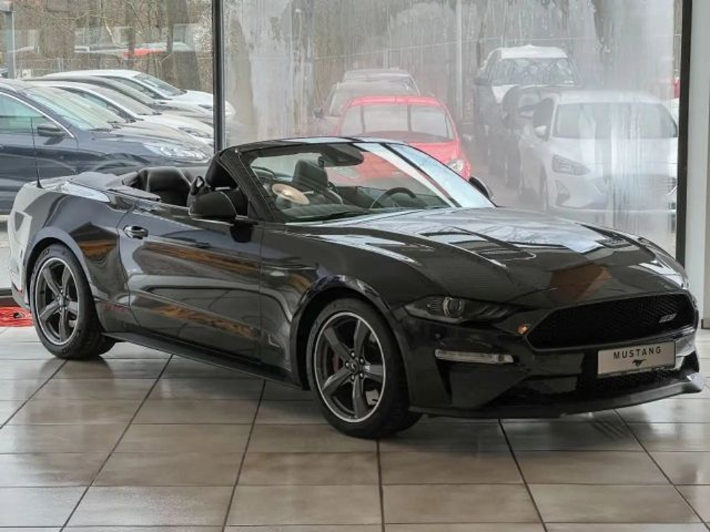 Ford Mustang Convertible GT 5.0 V8