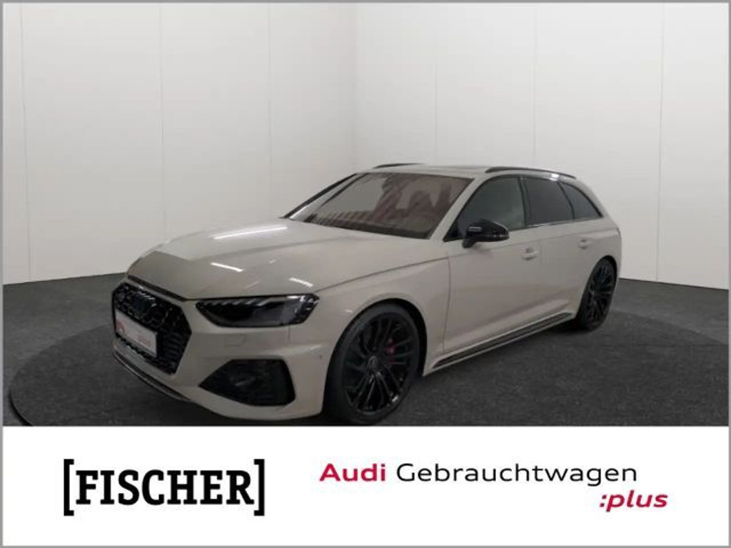 Audi RS4 Avant Quattro