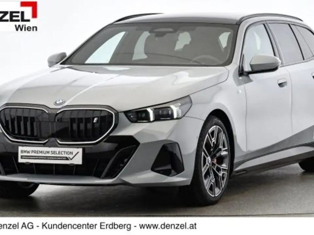 BMW i5 Touring eDrive40