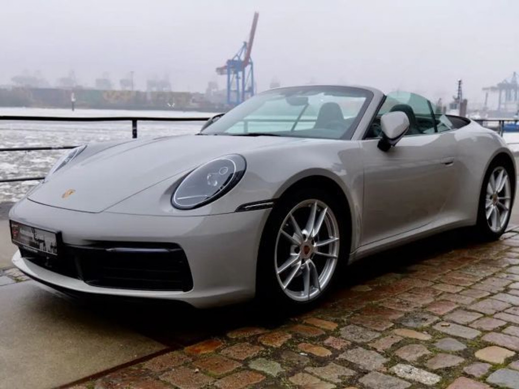 Porsche 992 Cabrio Carrera 4