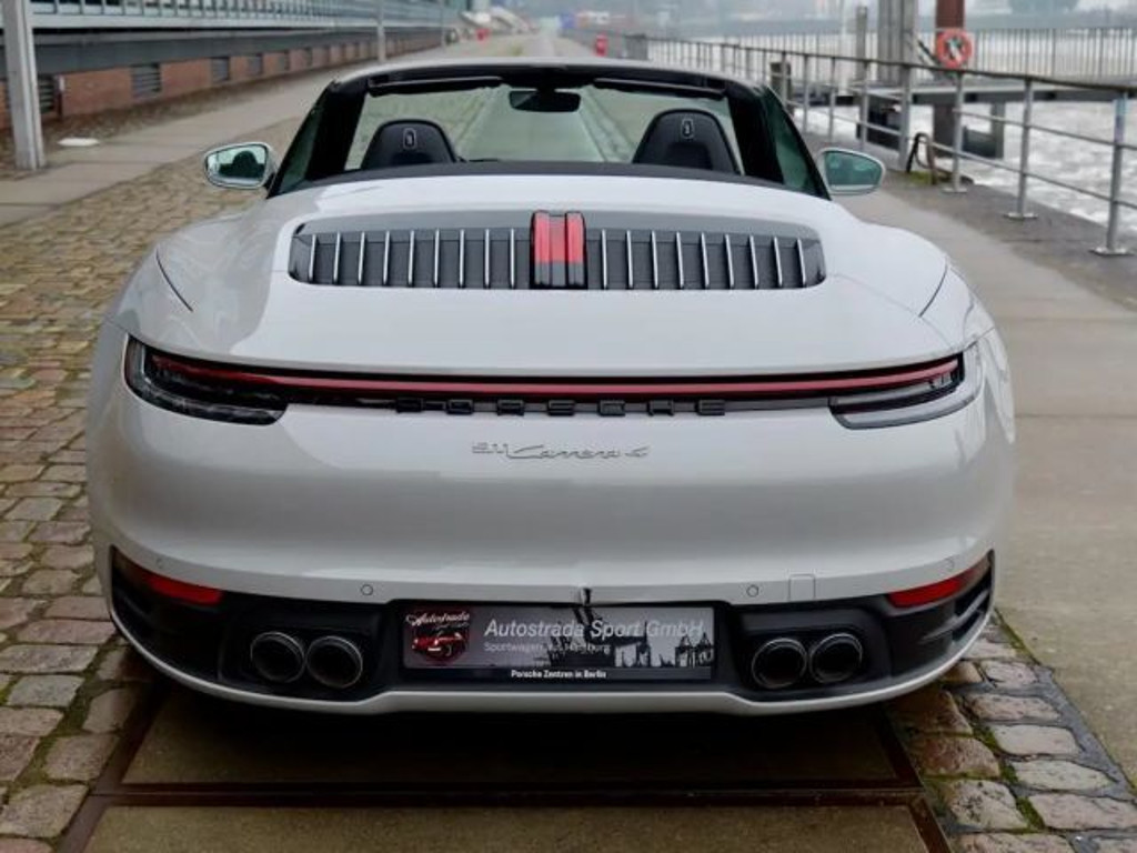 Porsche 992