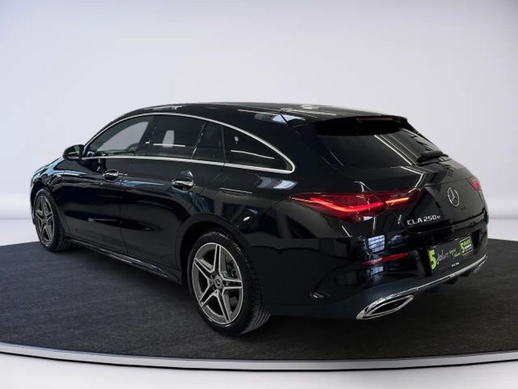 Mercedes-Benz CLA-Klasse CLA 250 AMG Line Shooting Brake CLA 250 e