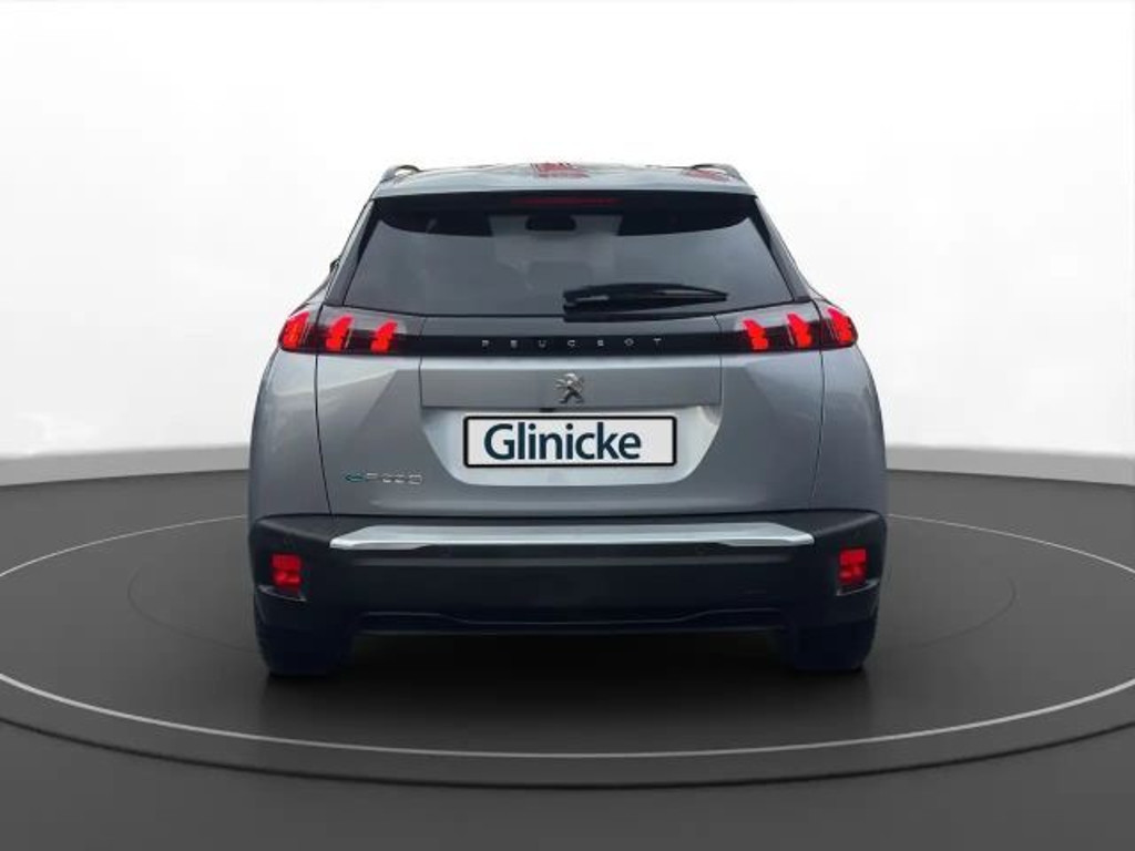 Peugeot e-2008