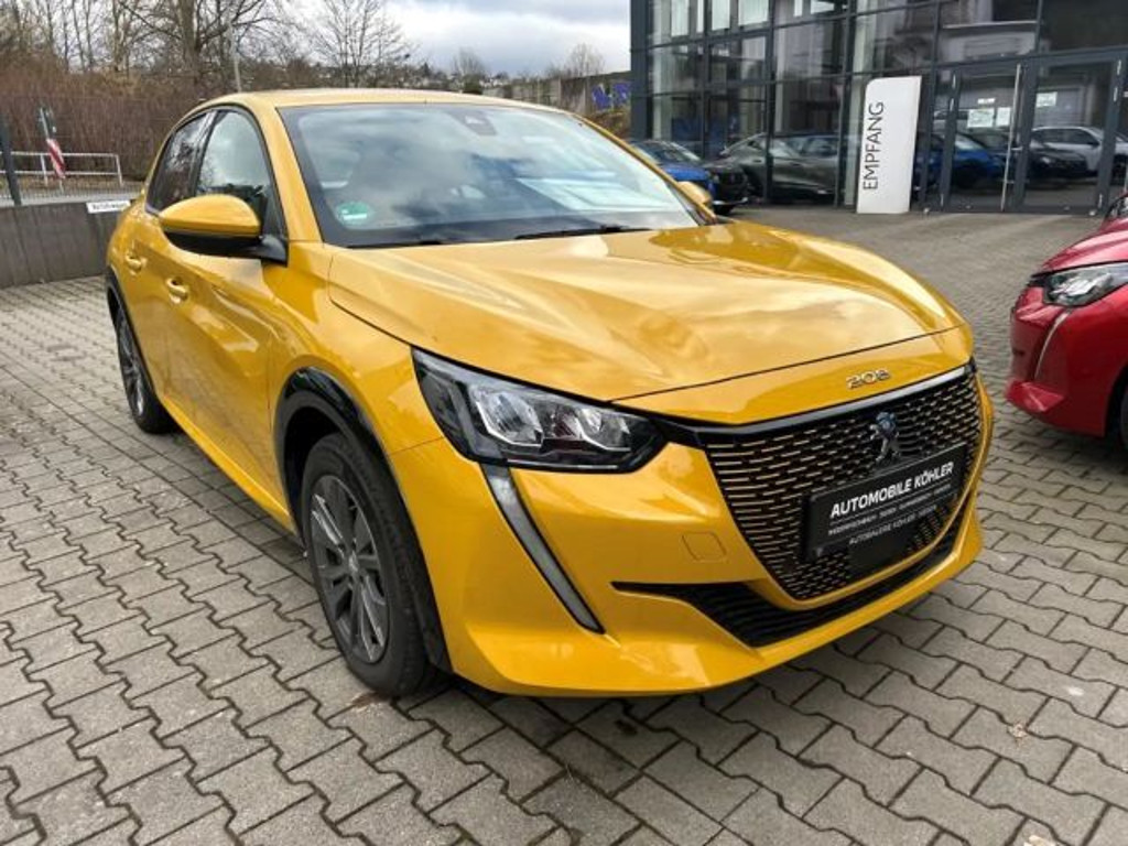 Peugeot e-208