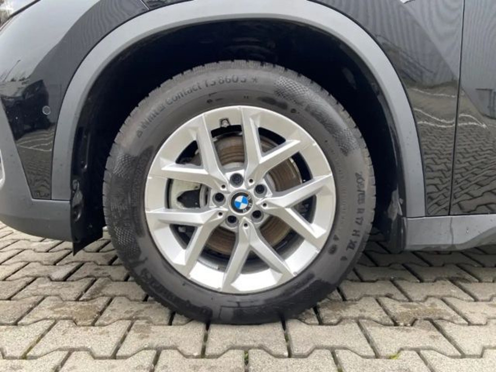 BMW iX1 xDrive