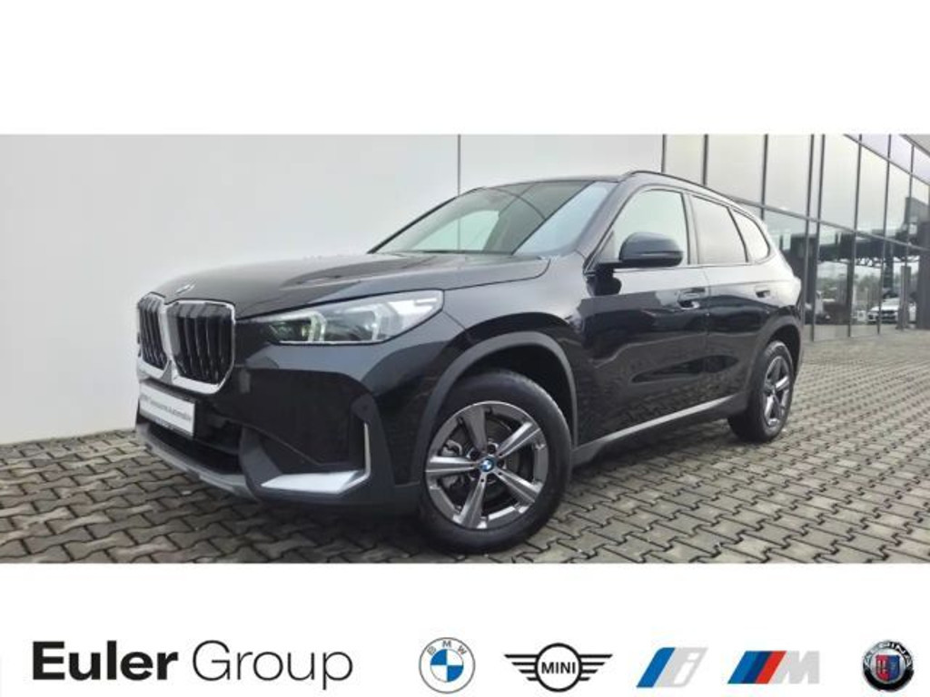 BMW X1 sDrive18iA AHK SHZ LED DrivAss Parkass LMR