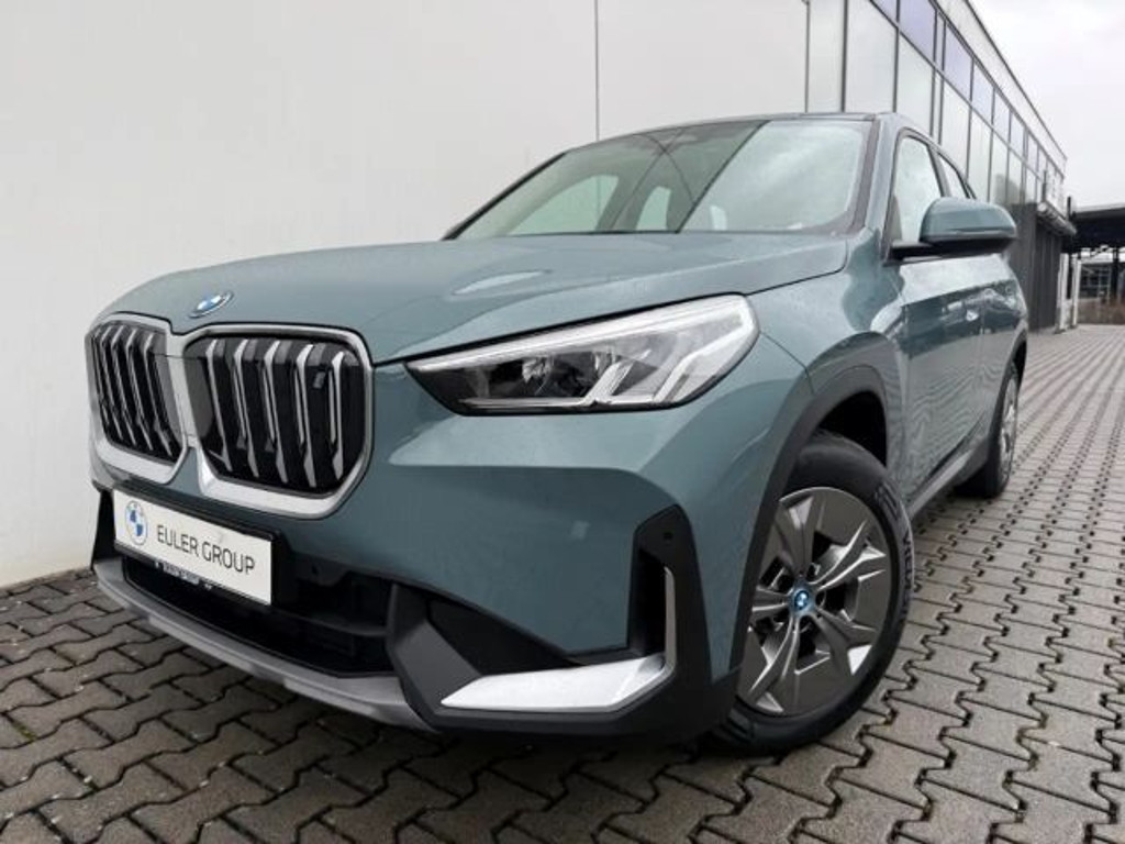 BMW iX1 xDrive