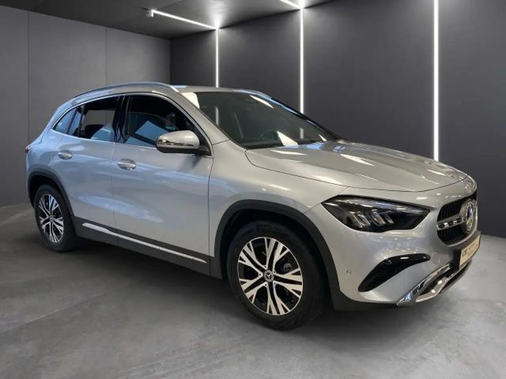 Mercedes-Benz GLA-Klasse GLA 180 Progressive
