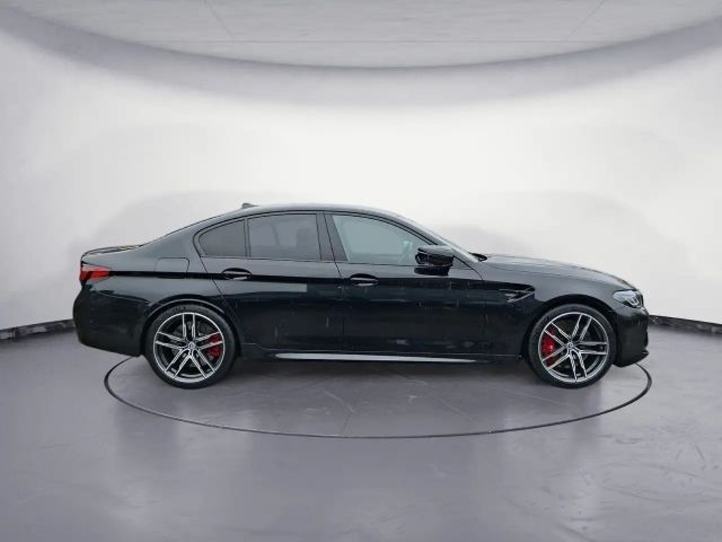 BMW M5 xDrive Competition Sedan