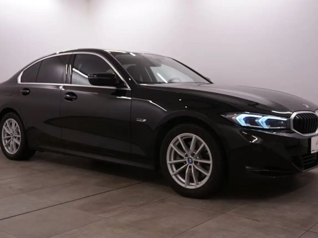 BMW 3 Serie 320 Sedan 320e