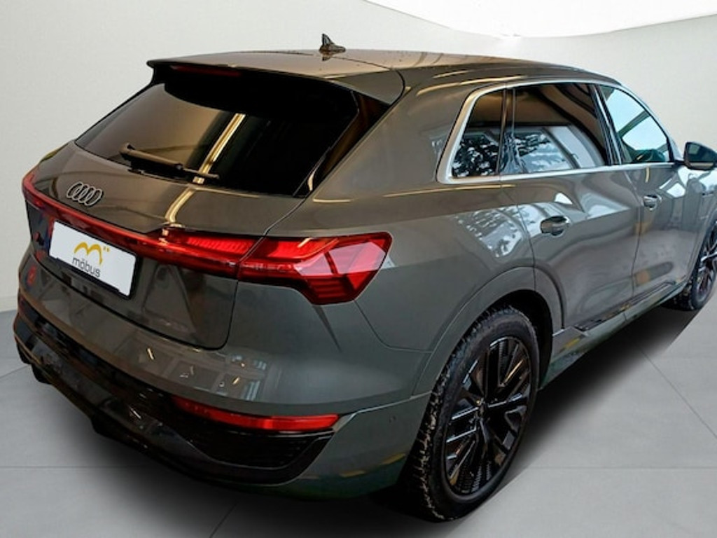 Audi Q8 e-tron