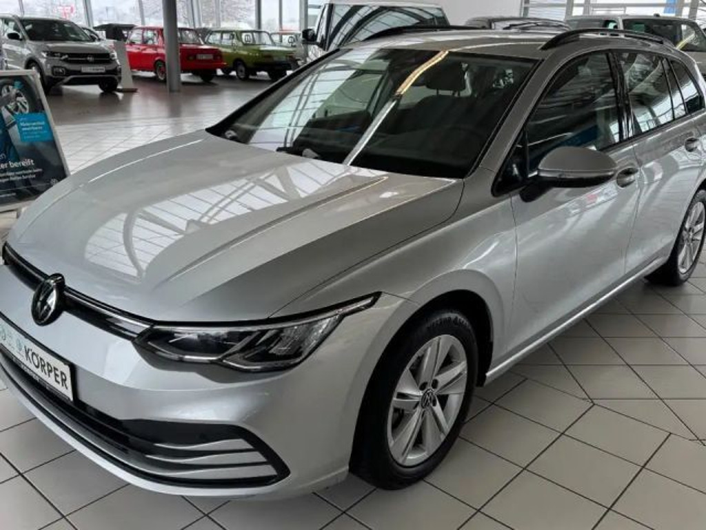 Volkswagen Golf Life Variant 1.0 TSI Golf VIII