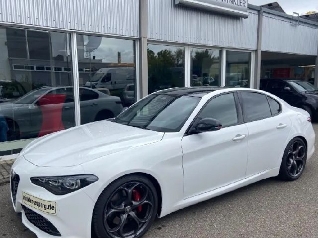 Alfa Romeo Giulia Q4