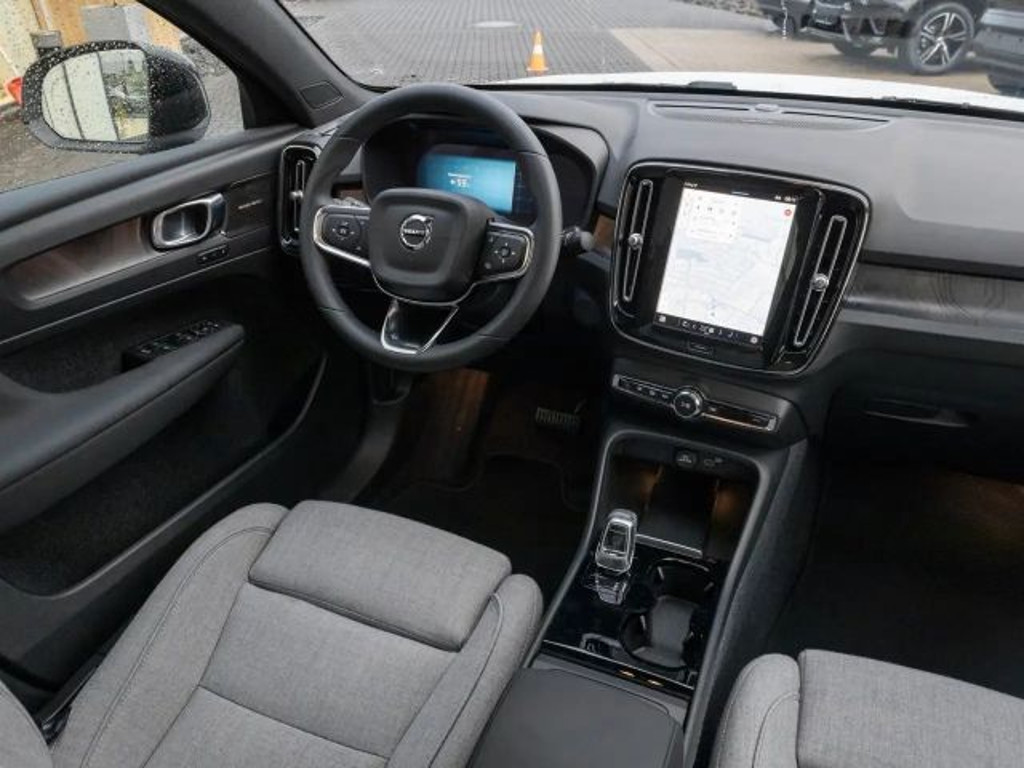 Volvo C40