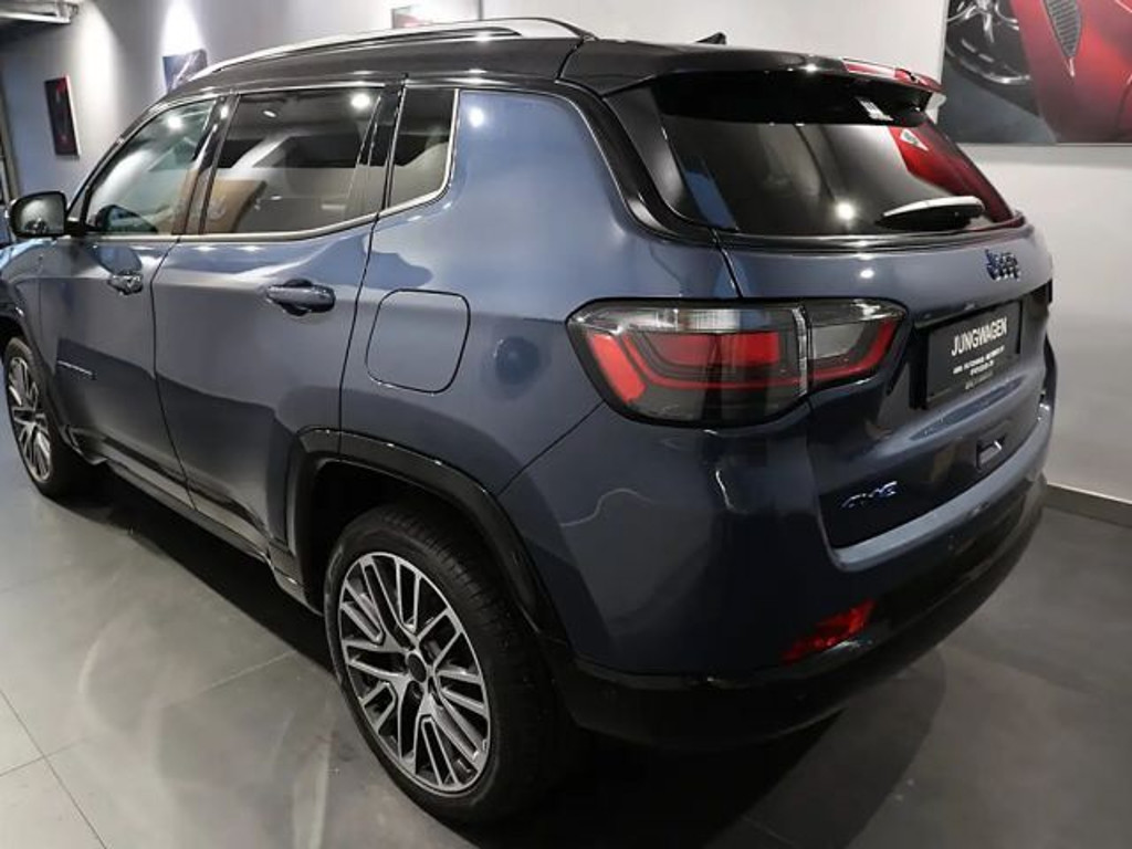 Jeep Compass Summit 4xe