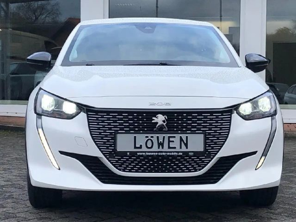 Peugeot e-208