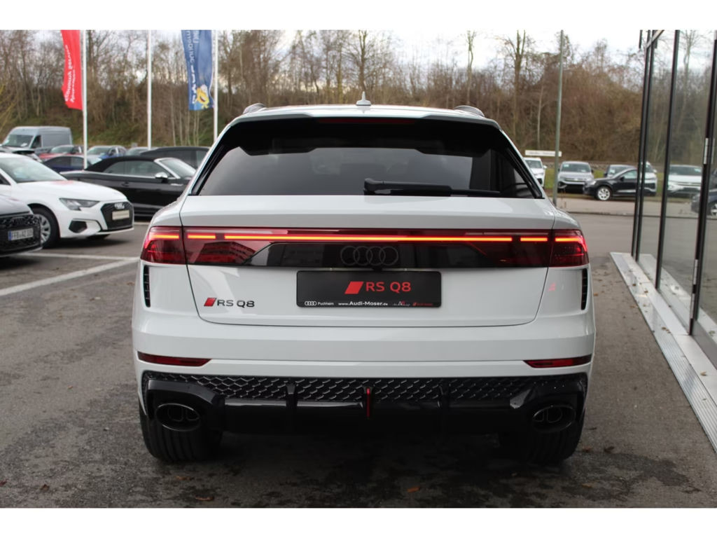 Audi RS Q8