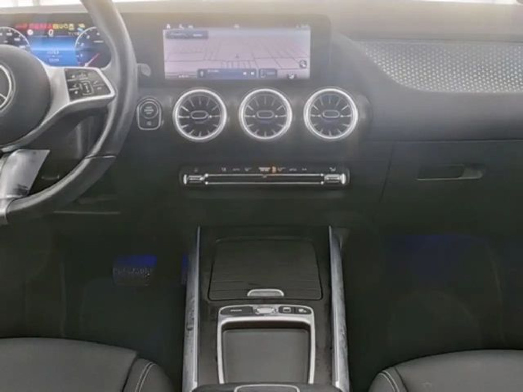 Mercedes-Benz GLA-Klasse GLA 180 Progressive