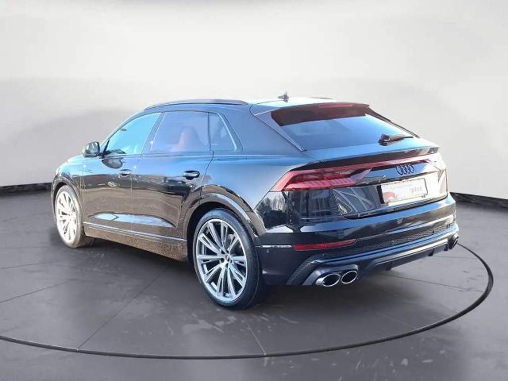 Audi SQ8