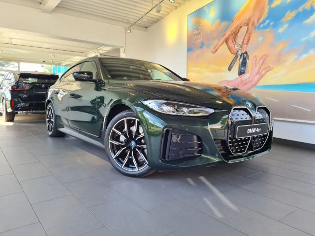 BMW i4