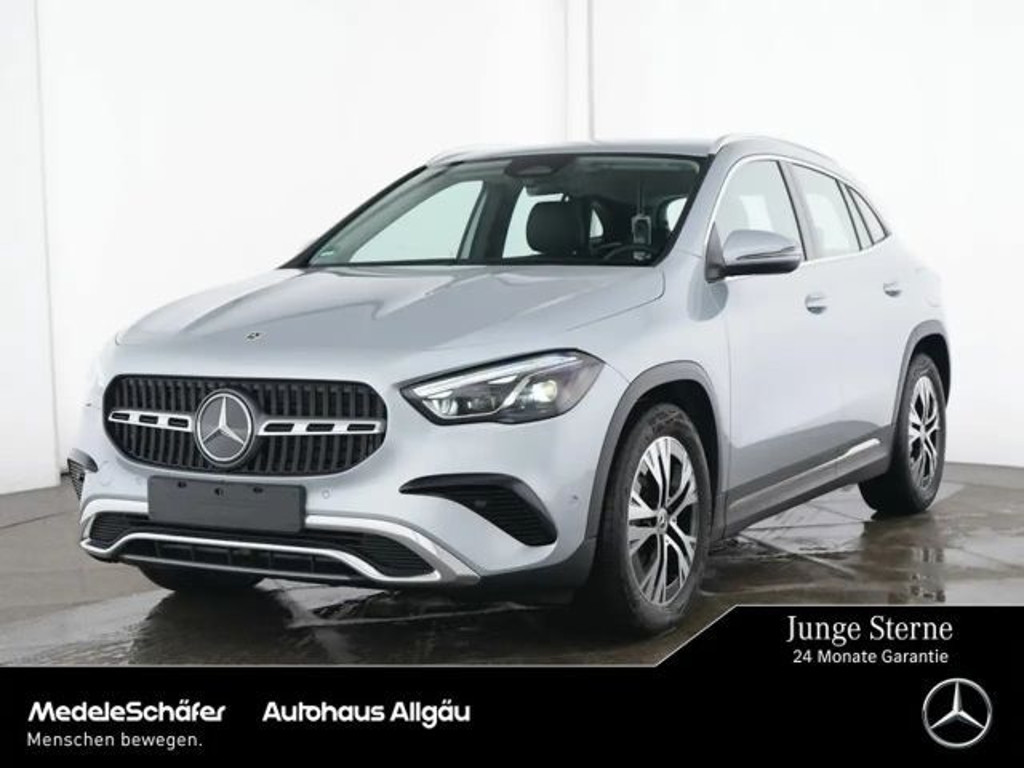Mercedes-Benz GLA-Klasse GLA 220 4MATIC Progressive GLA 220 d