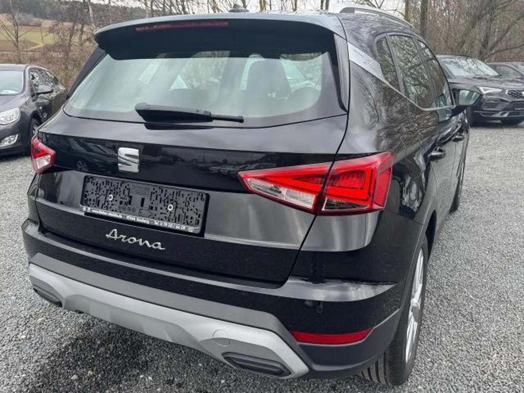 Seat Arona