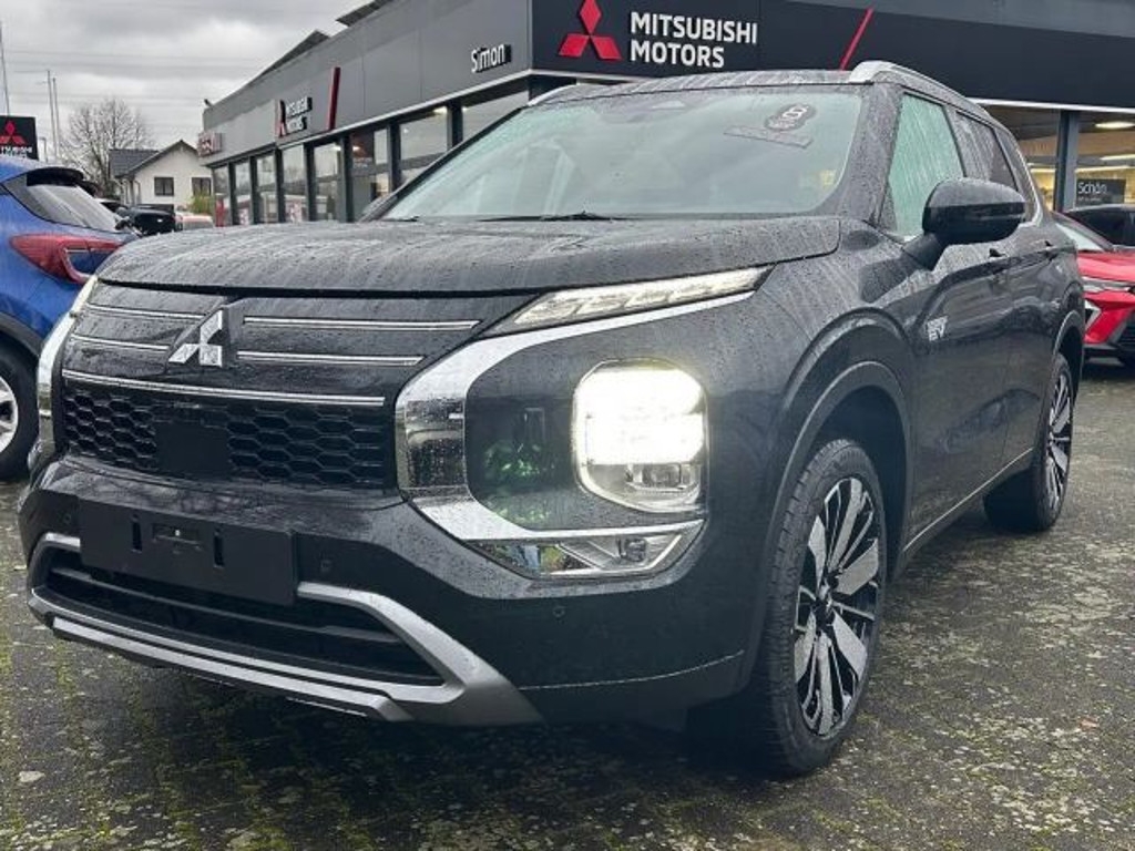 Mitsubishi Outlander PHEV 4WD