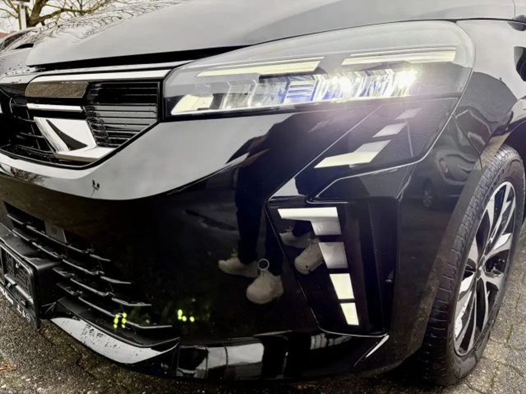 Mitsubishi Colt Hybrid