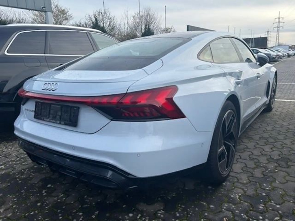 Audi e-tron GT