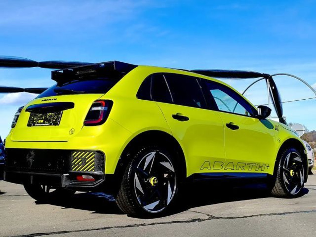 Abarth 600e