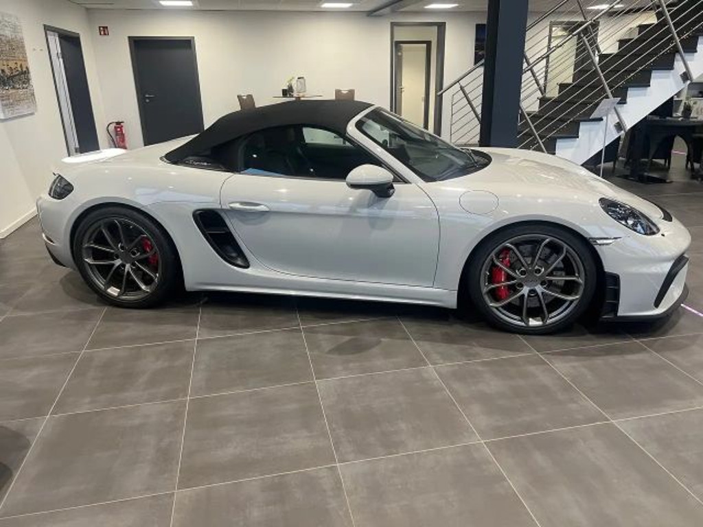 Porsche Cayman
