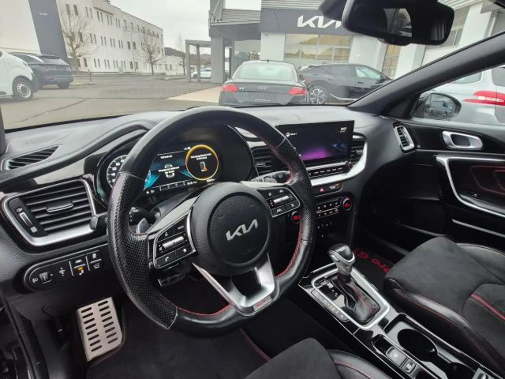 Kia ProCeed