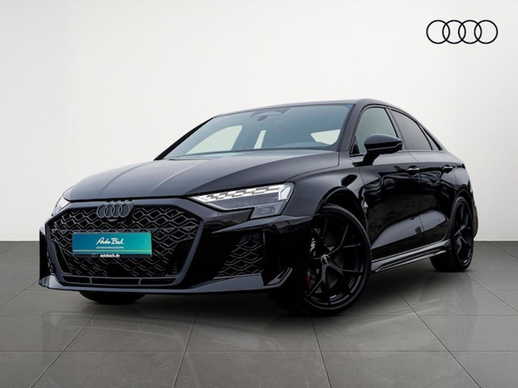 Audi RS3 Sedan Quattro S-Tronic