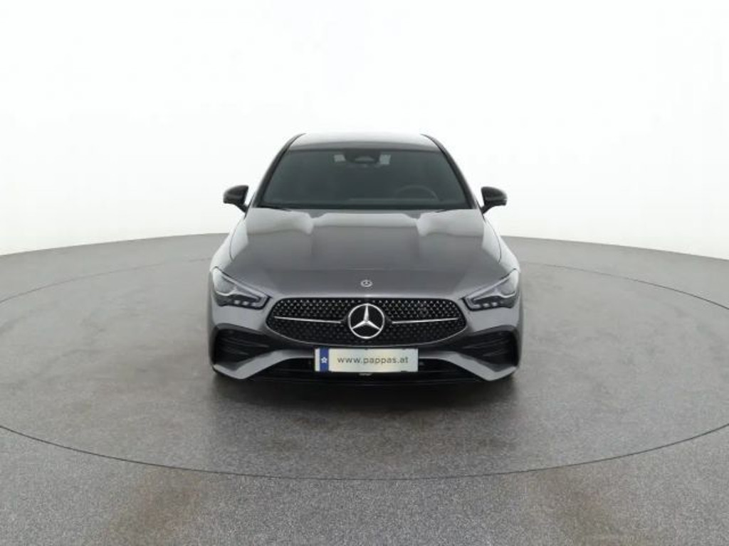 Mercedes-Benz CLA-Klasse CLA 180 AMG Line Shooting Brake Sedan