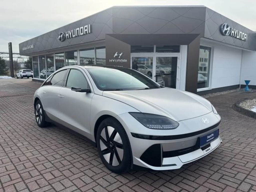 Hyundai IONIQ 6 UNIQ Vierwielaandrijving 4WD