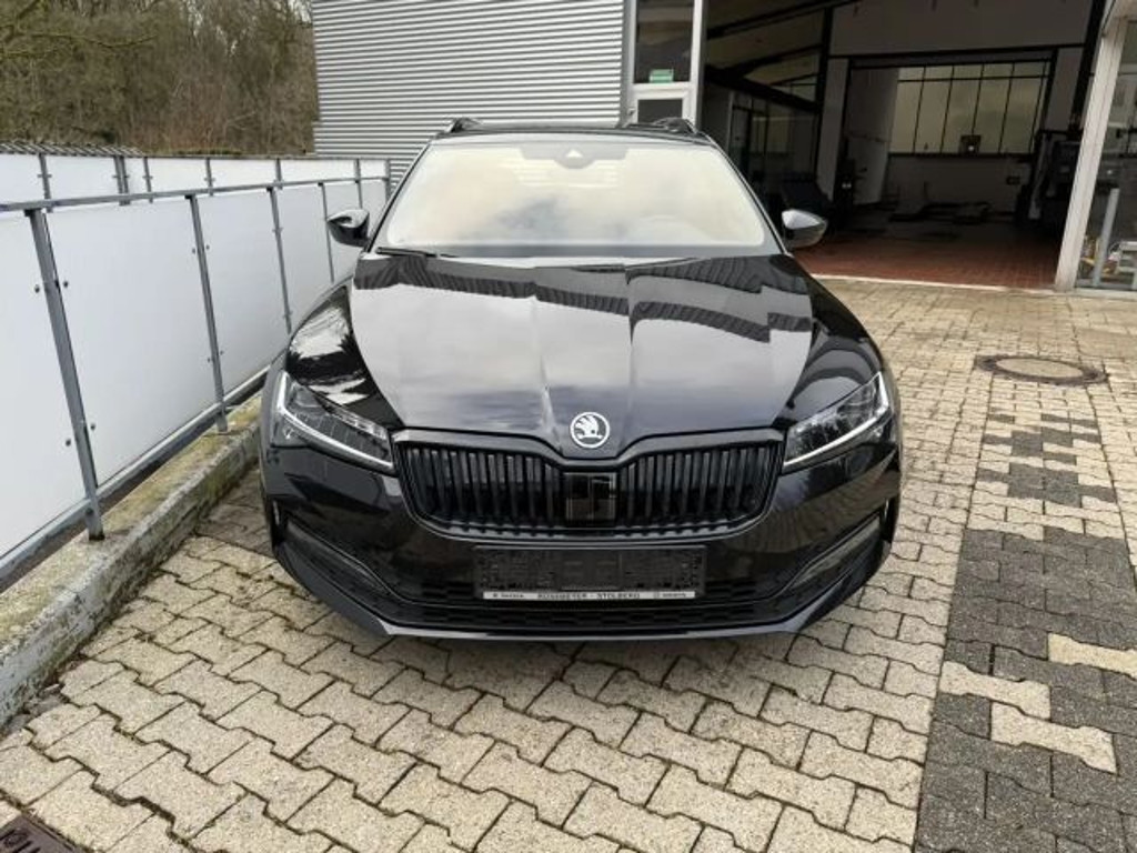 Skoda Superb Combi Sportline 2.0 TSI