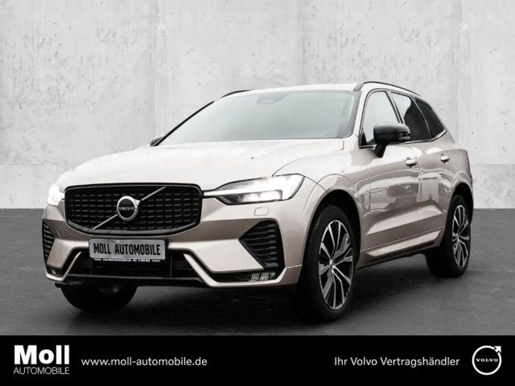 Volvo XC60 Plus Dark